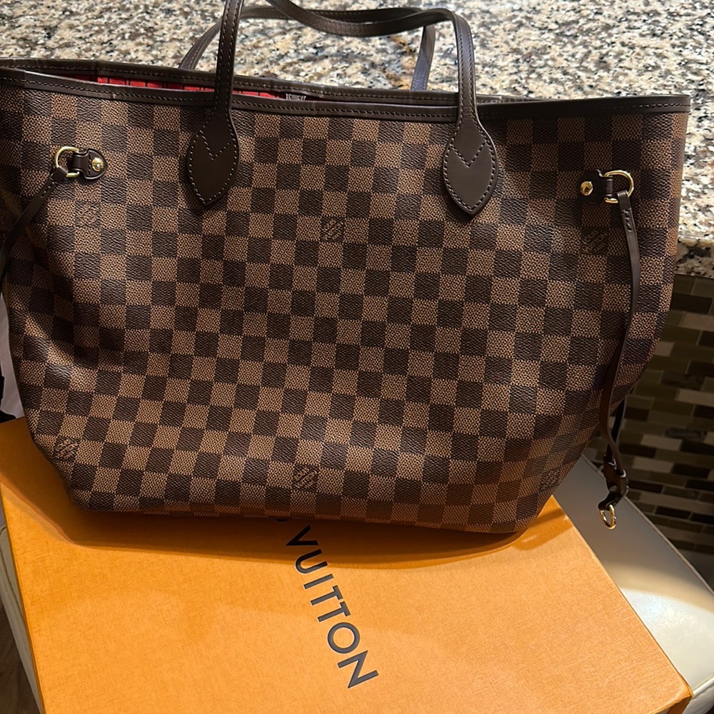 🔥🔥Saved best for Last🔥🔥Louis Vuitton Never Full MM dust bag/box included